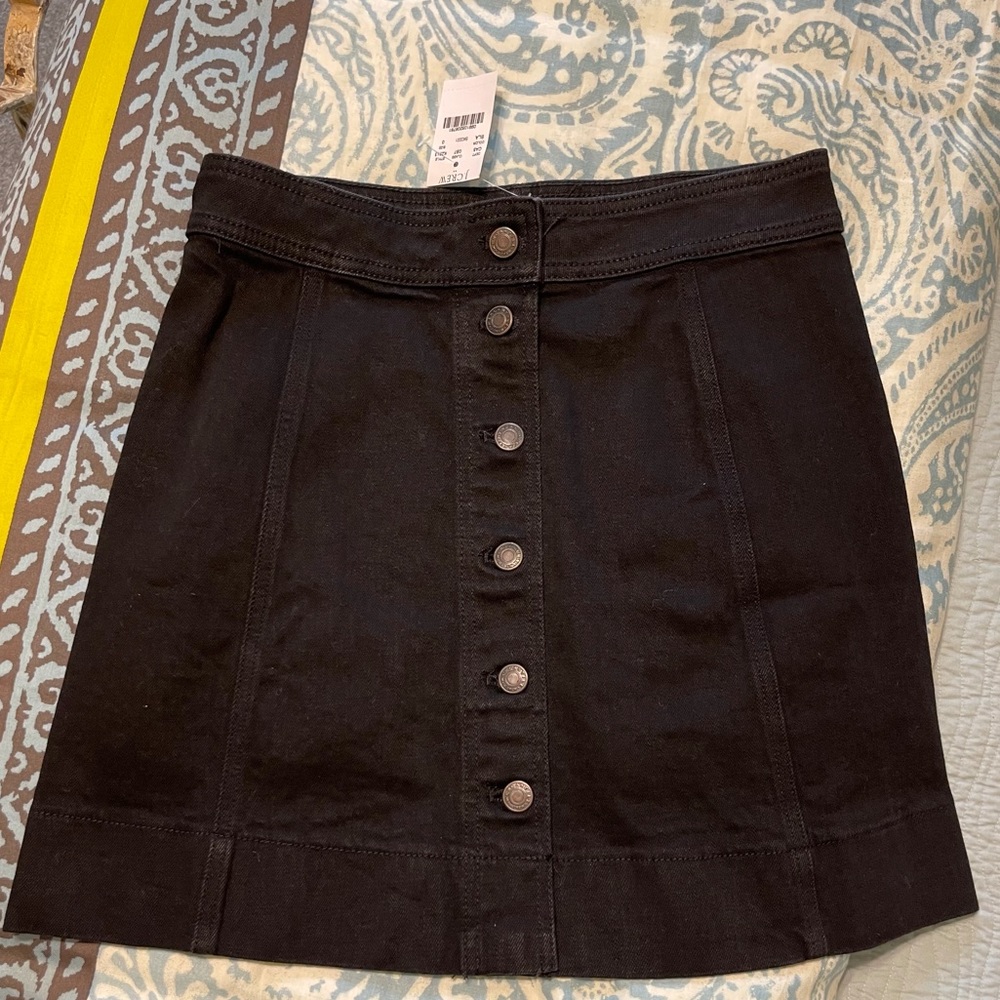 NWT Jcrew black button front jean skirt! Size 0!